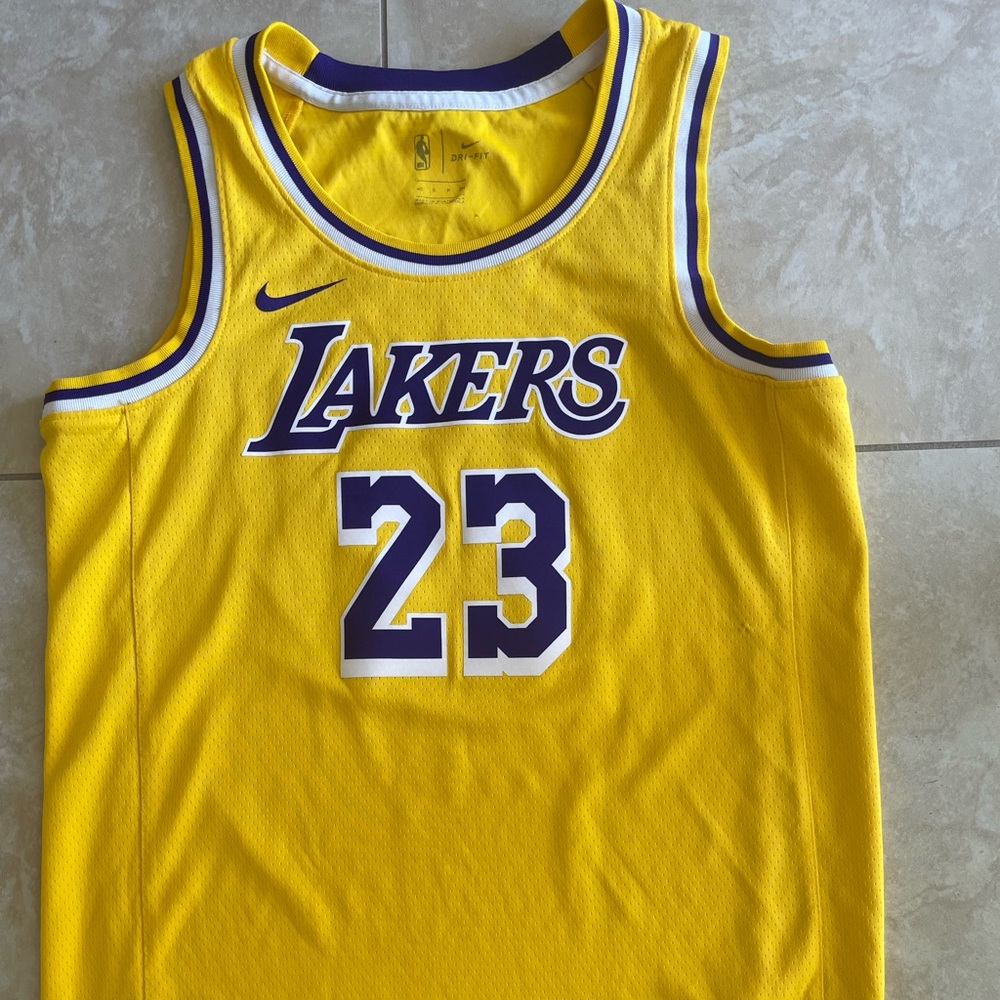 Men's Los Angeles Lakers LeBron James Nike Gold